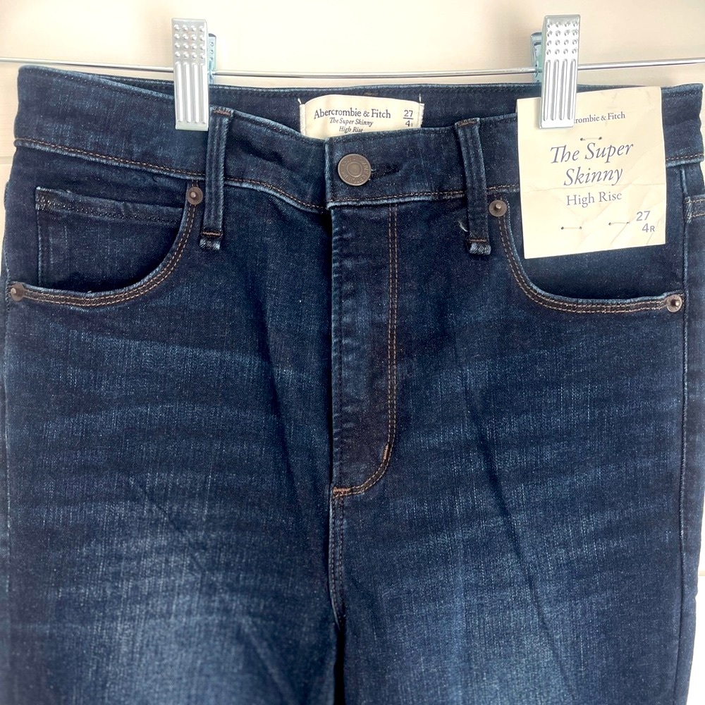 NEW, Abercrombie & Fitch, Super Skinny, High Rise Dark Denim Jeans Size: 27/4R